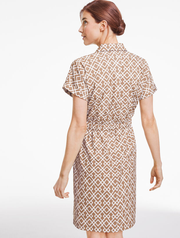 Lightweight Woven Stretch Bungee Dress - Lattice Diamonds