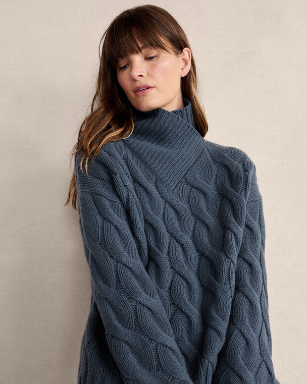 Cashmere Cable Knit Turtleneck Sweater
