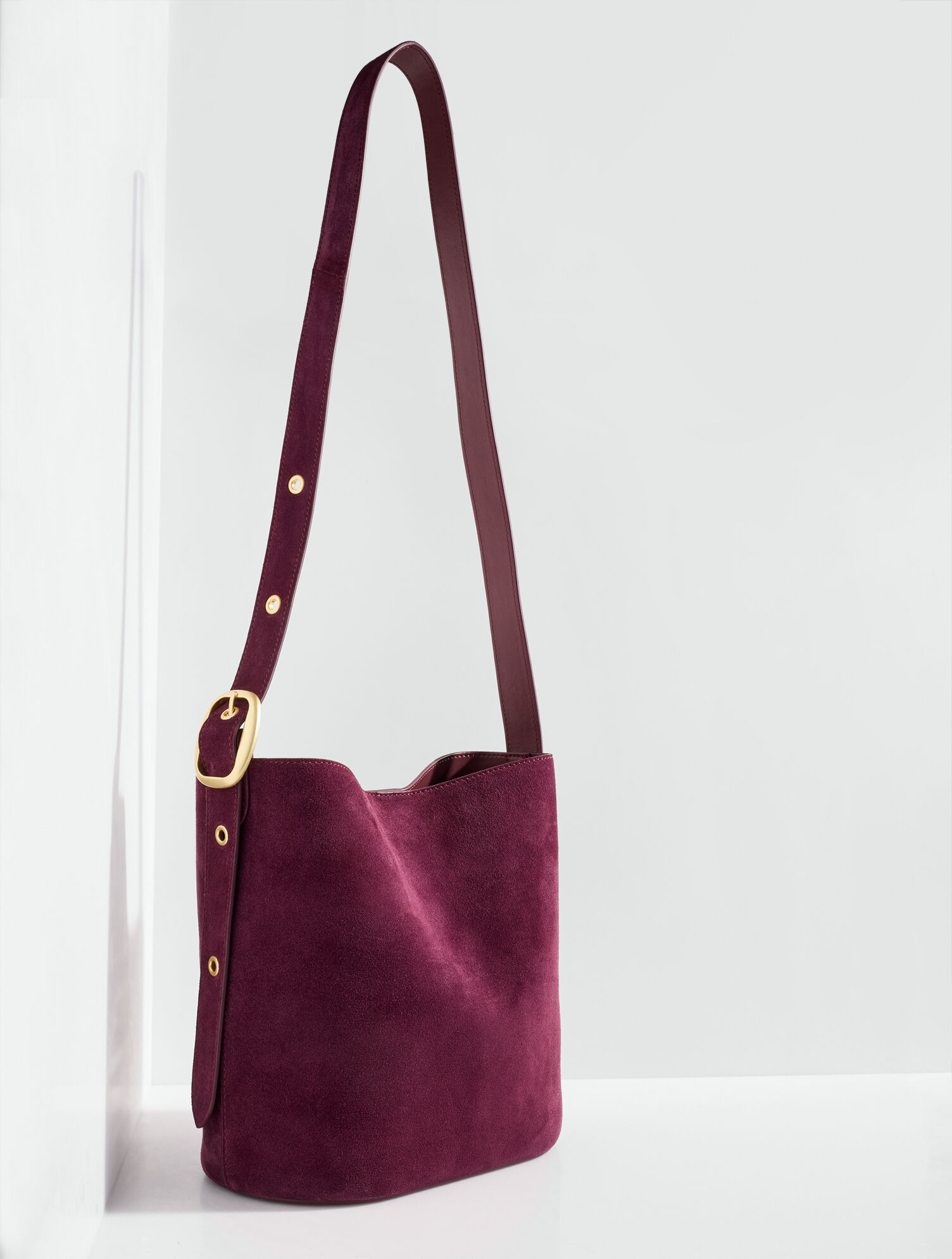 Cora Suede Bucket Bag - Tayberry
