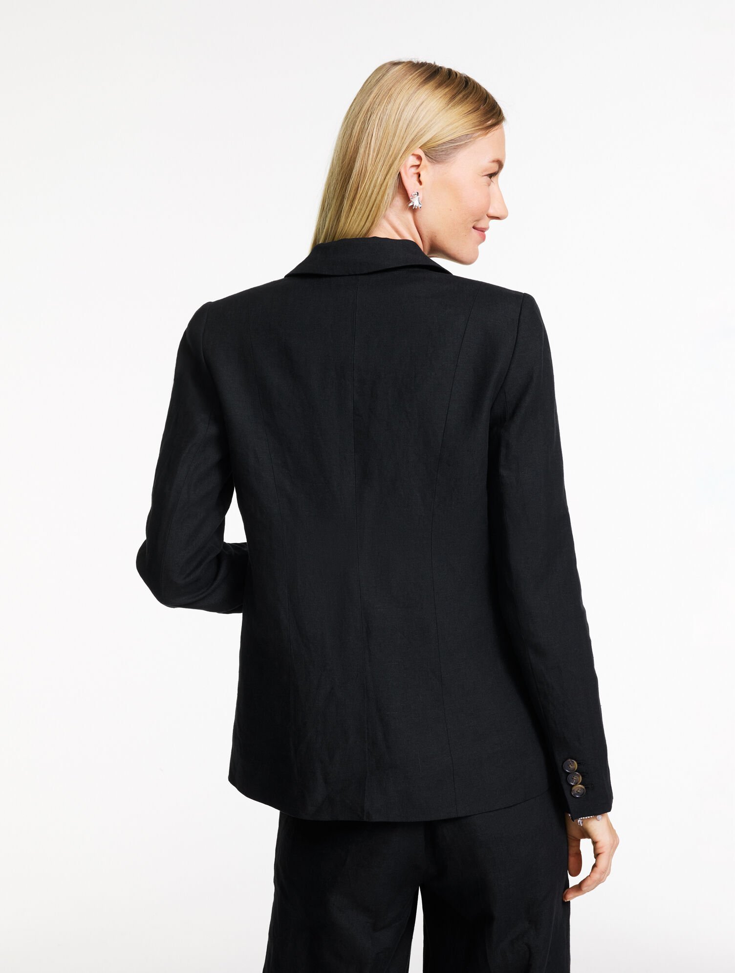 Classic Linen Blazer