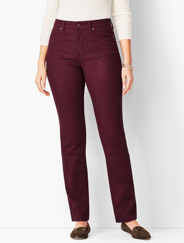 High-Waist Straight-Leg Jeans - Merlot/Curvy Fit