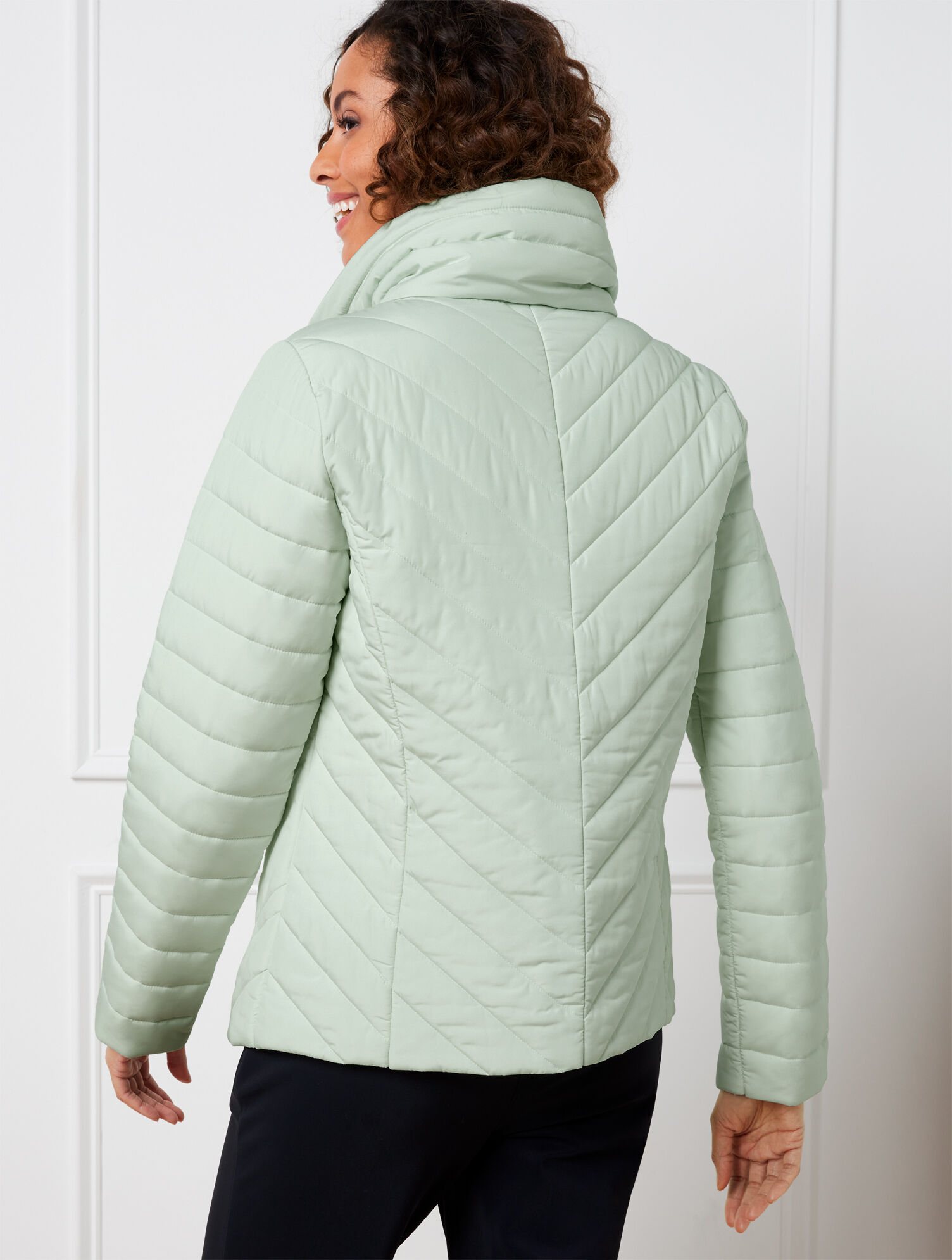 Green Logo-patch packable quilted down jacket