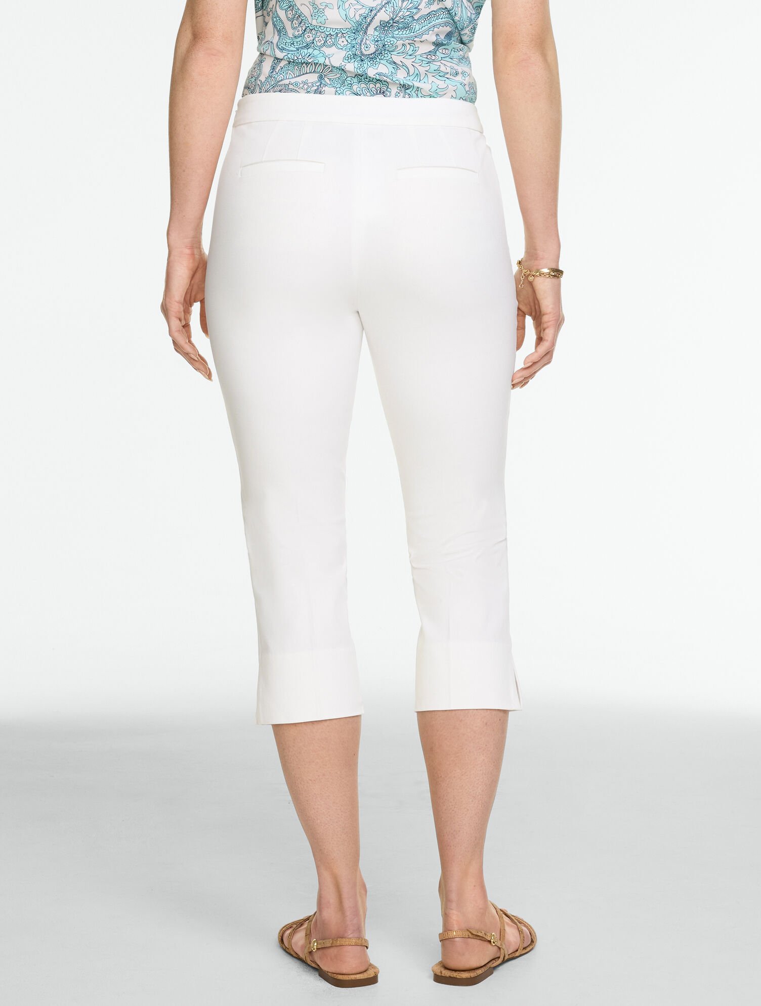 Plus Exclusive Cotton Bi-Stretch Capri Pants