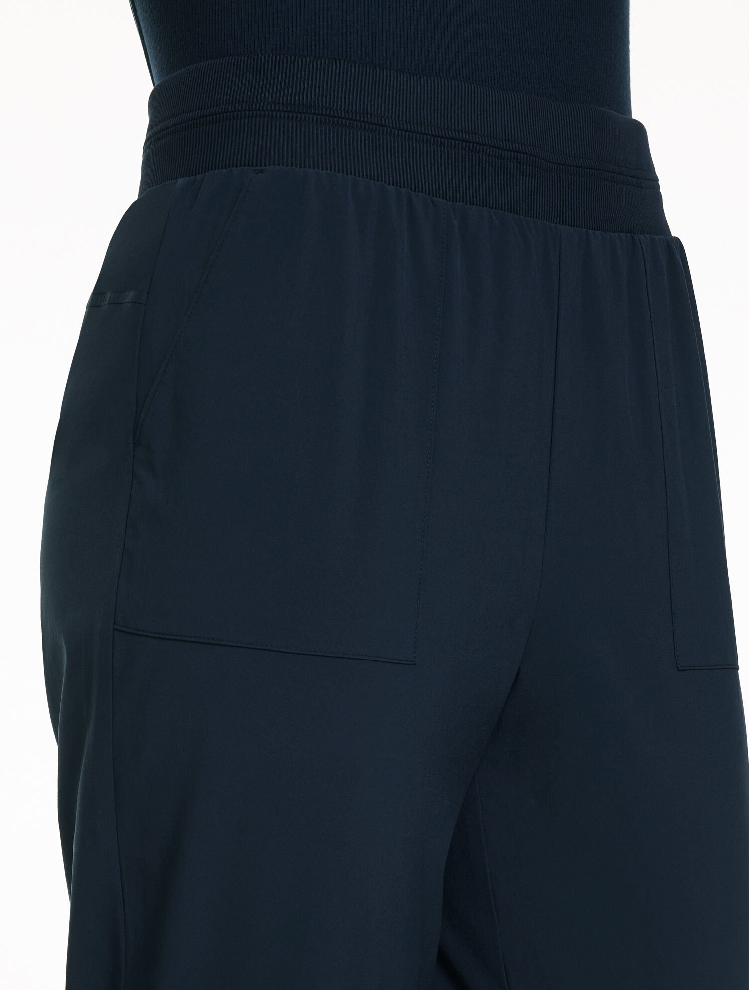 Lightweight Woven Stretch Straight Crop Pants