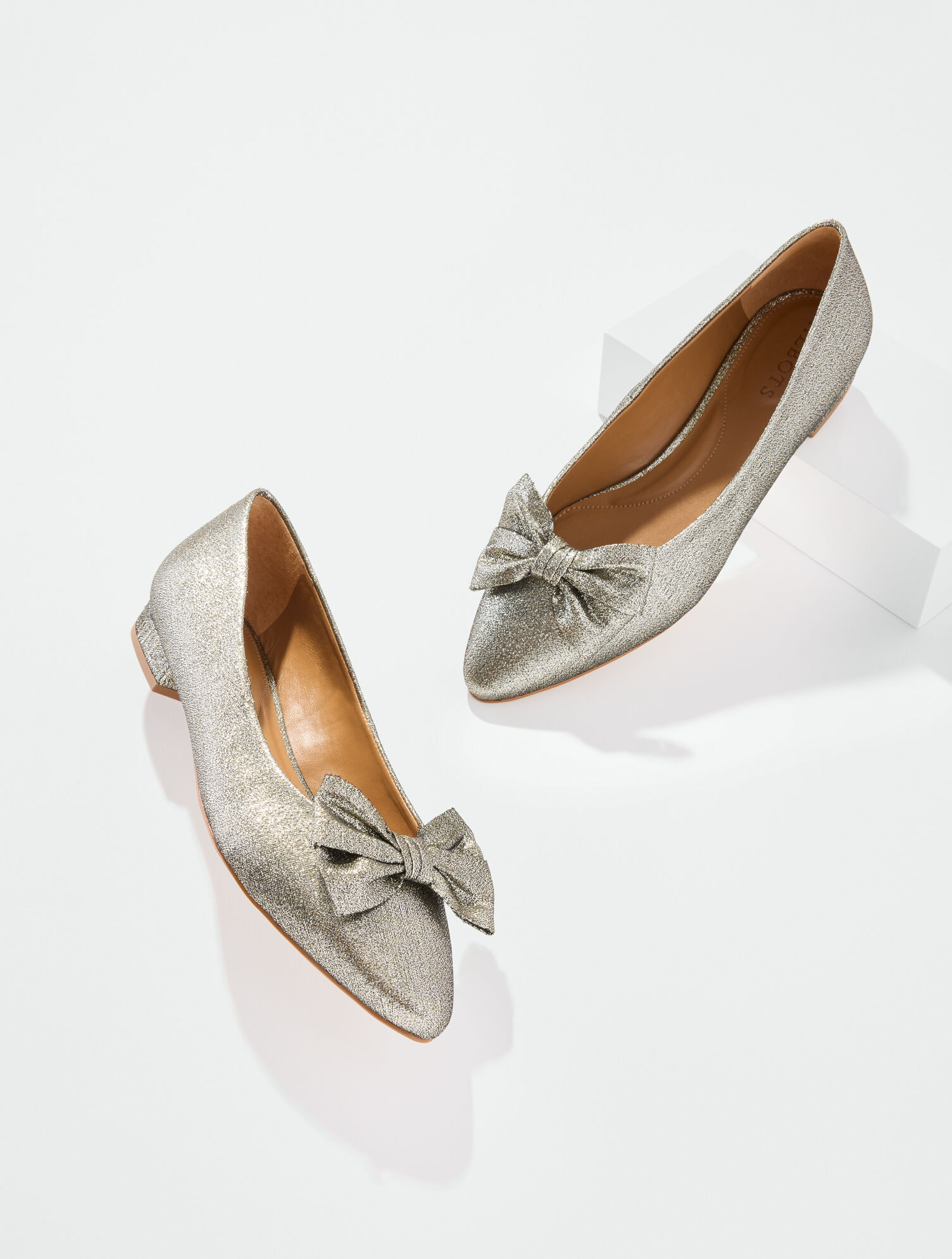 Edison Bow Flats - Textured Lam&eacute;