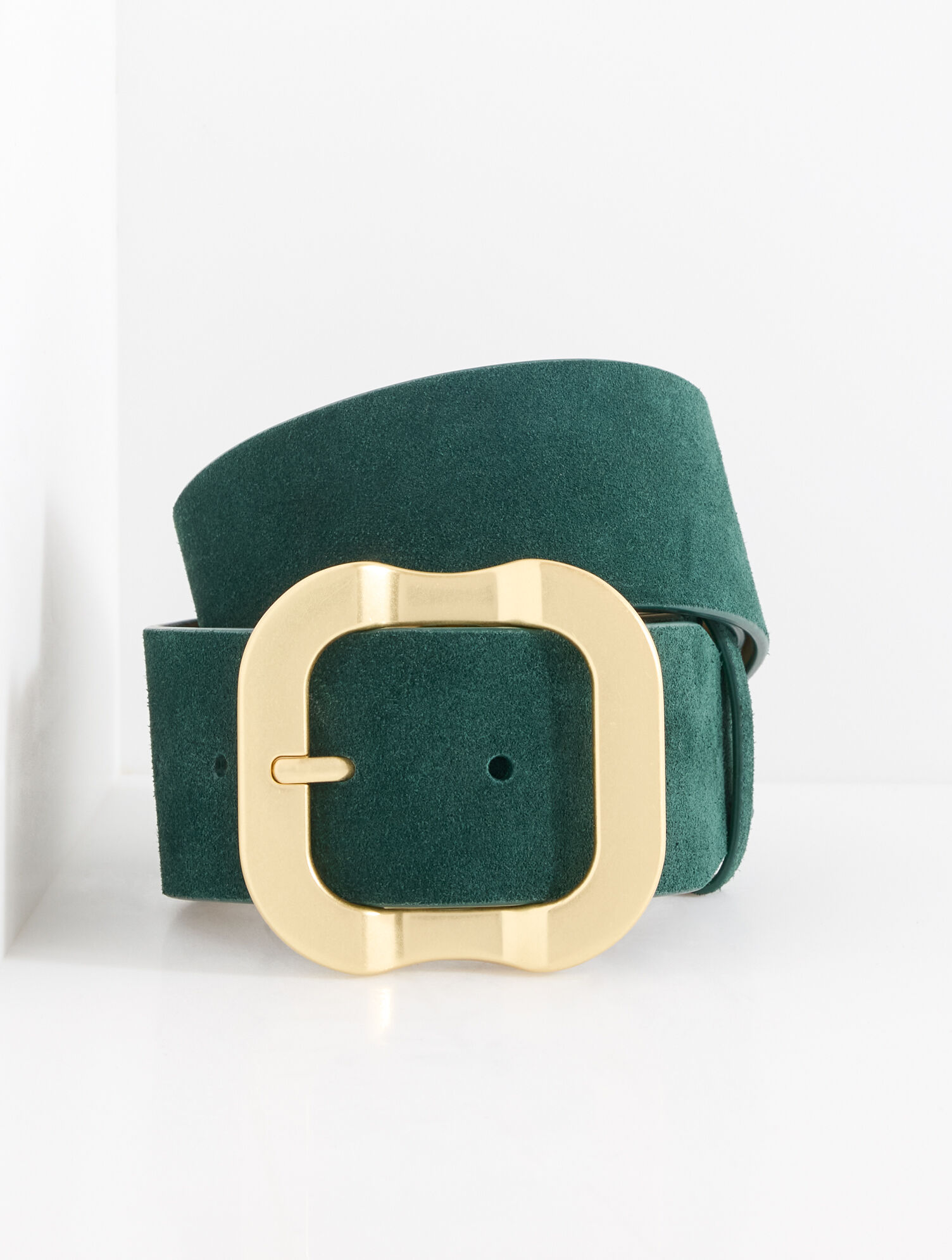Carved Buckle Suede Belt