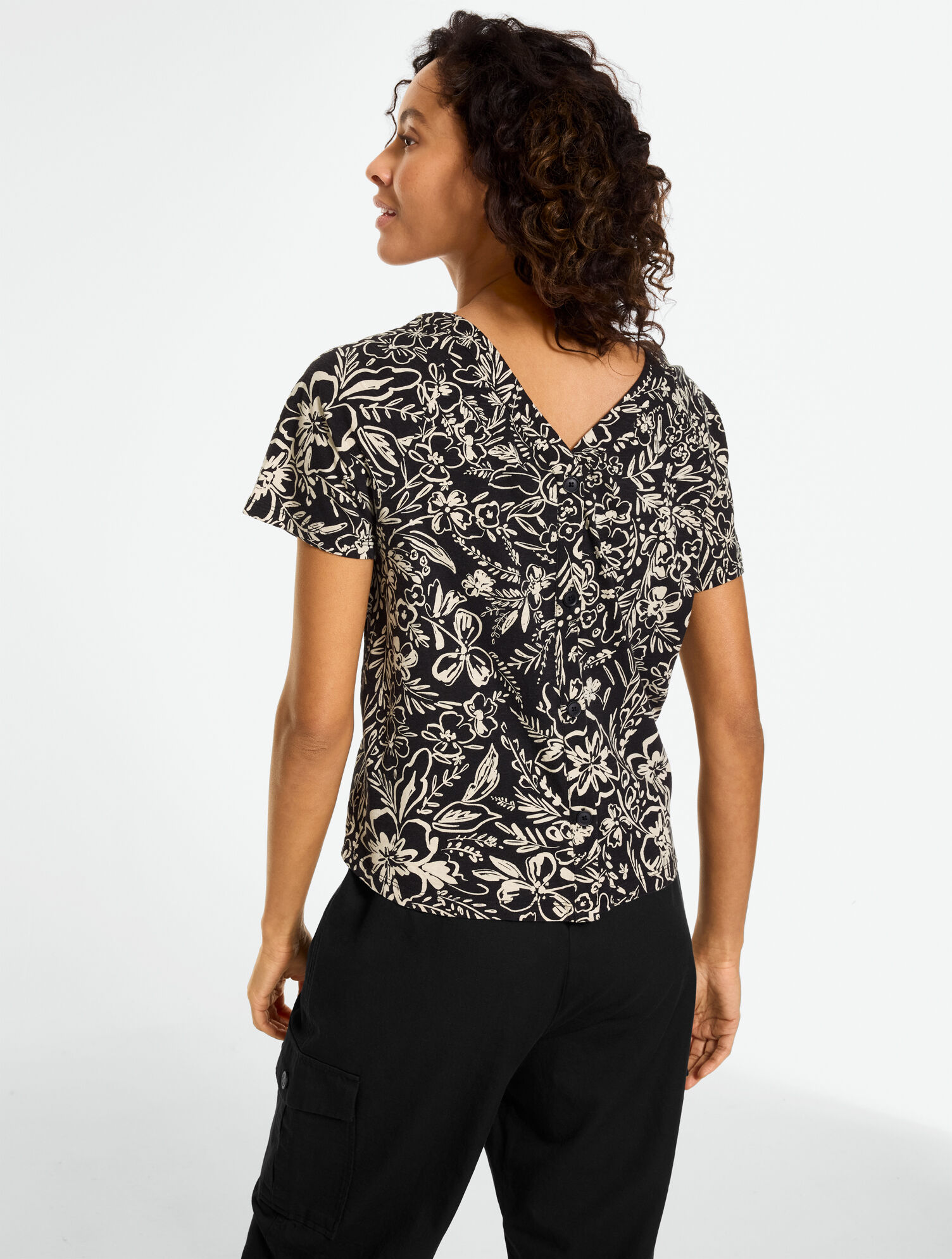 Button Back V-Neck Slub Tee - Garden Floral