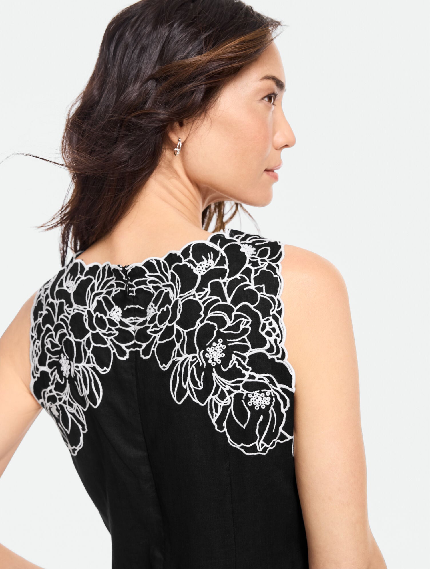 Women's RSVP Floral Embroidered Linen Sleeveless Shift Dress - Black - 14 Talbots