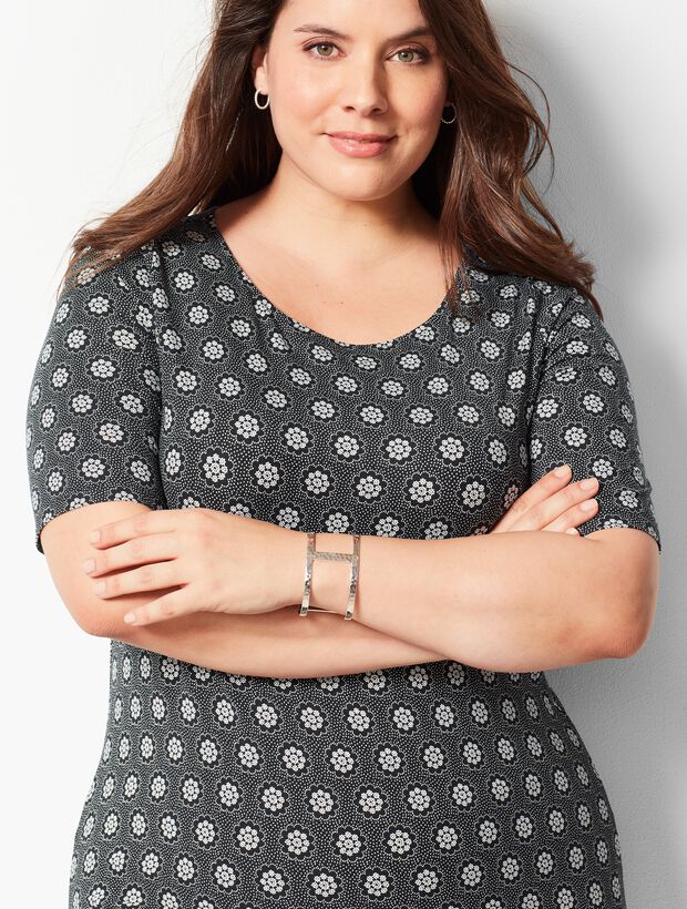 Plus Size Snowfall Elbow-Sleeve Tunic