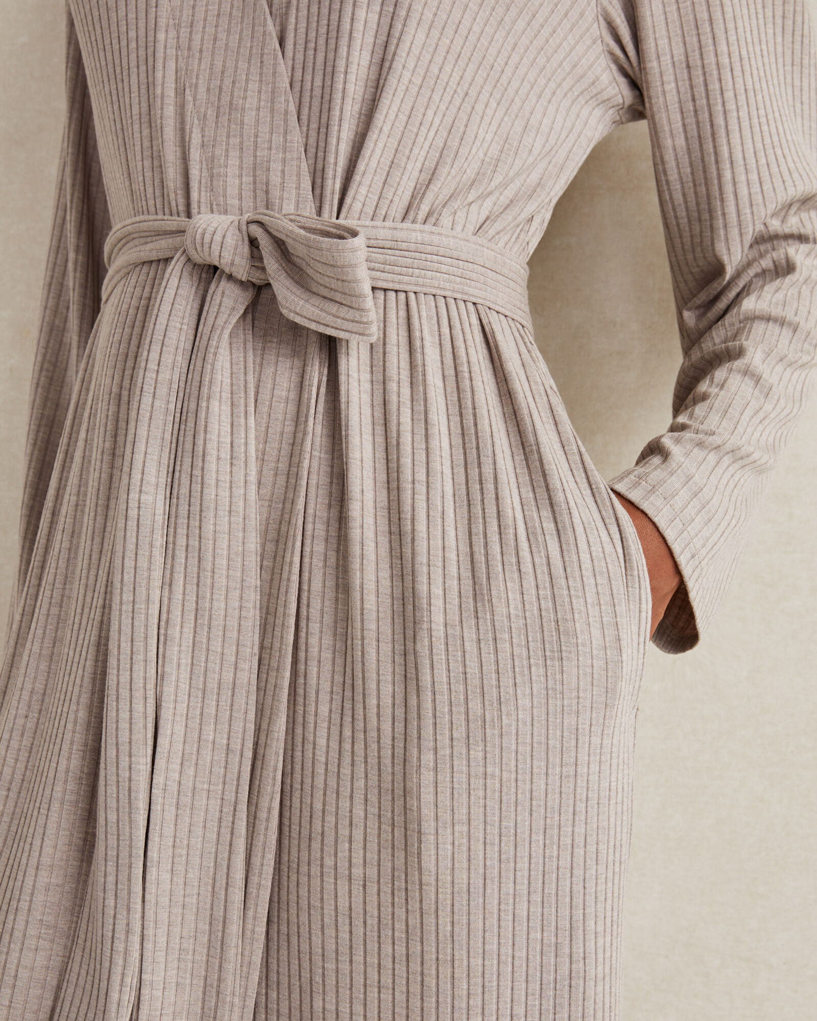 Robe West & Webb - Taille M UK, Couleur Blanche, Occasion Très Bon État