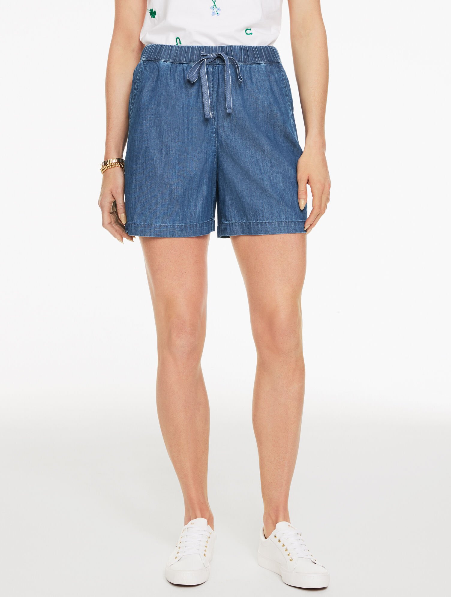 Pull-On Shorts - Chambray - 5&rdquo;