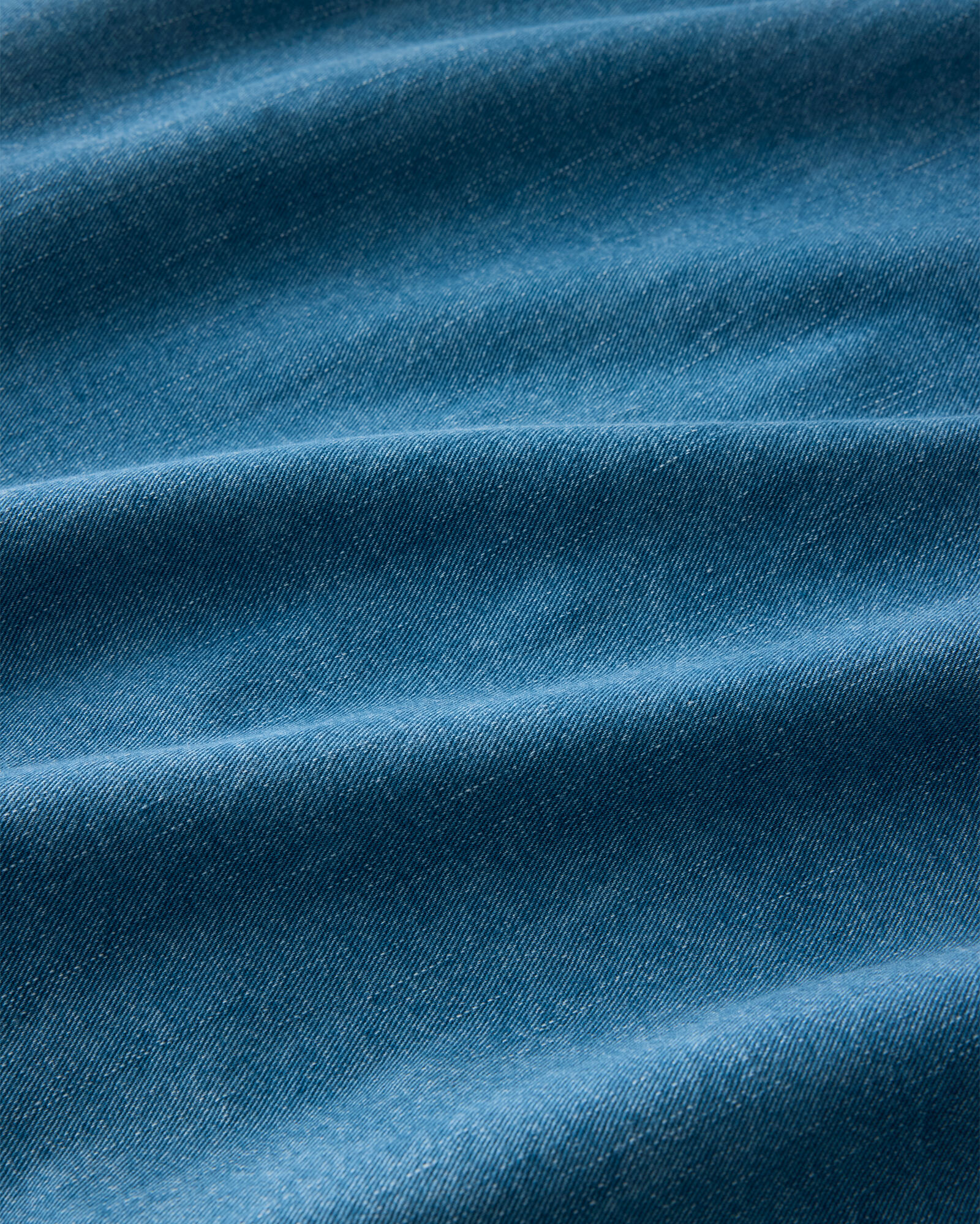 The Daily Shirt in Organic Cotton Denim