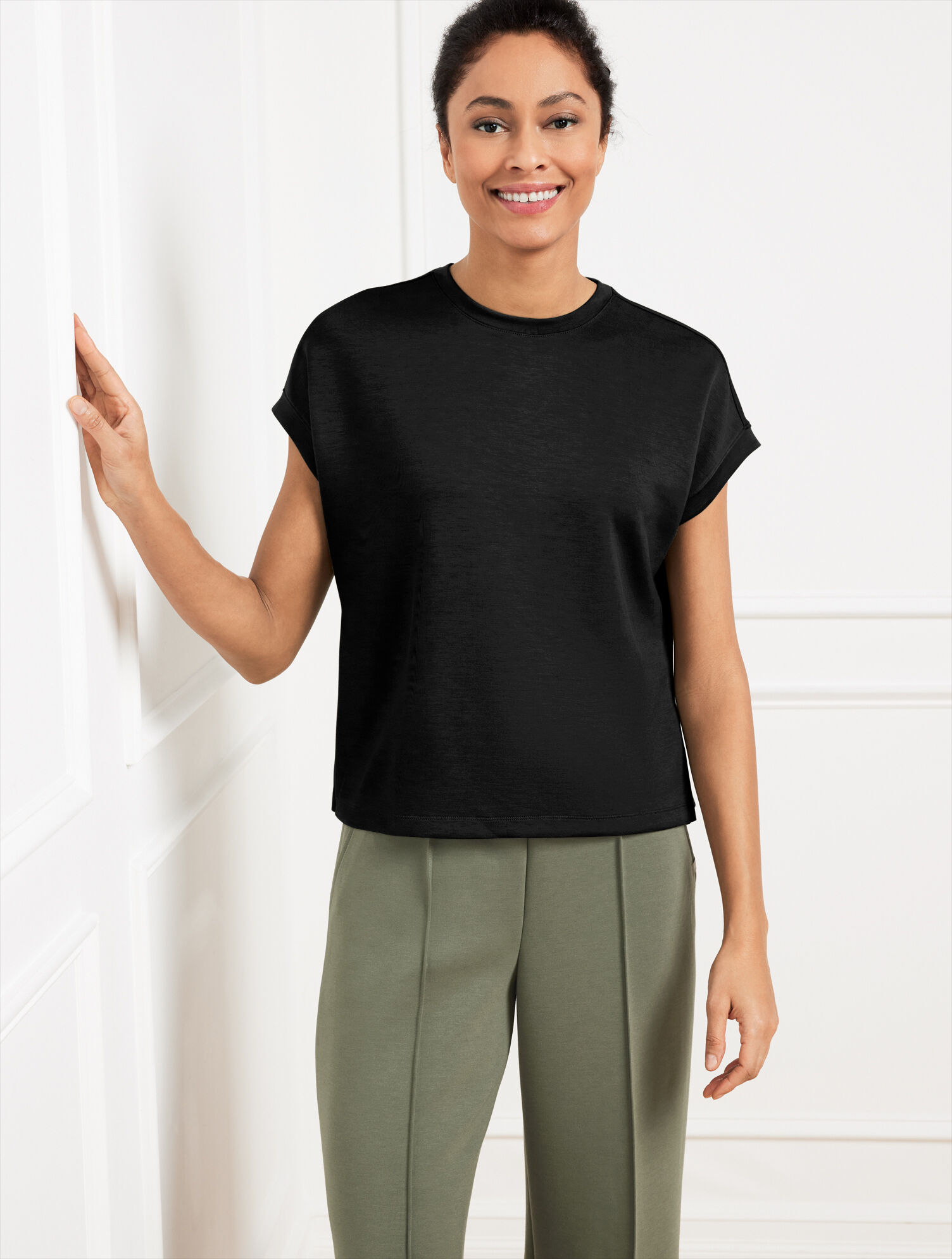 AirKnit Stretch Short Sleeve Tee - image 1