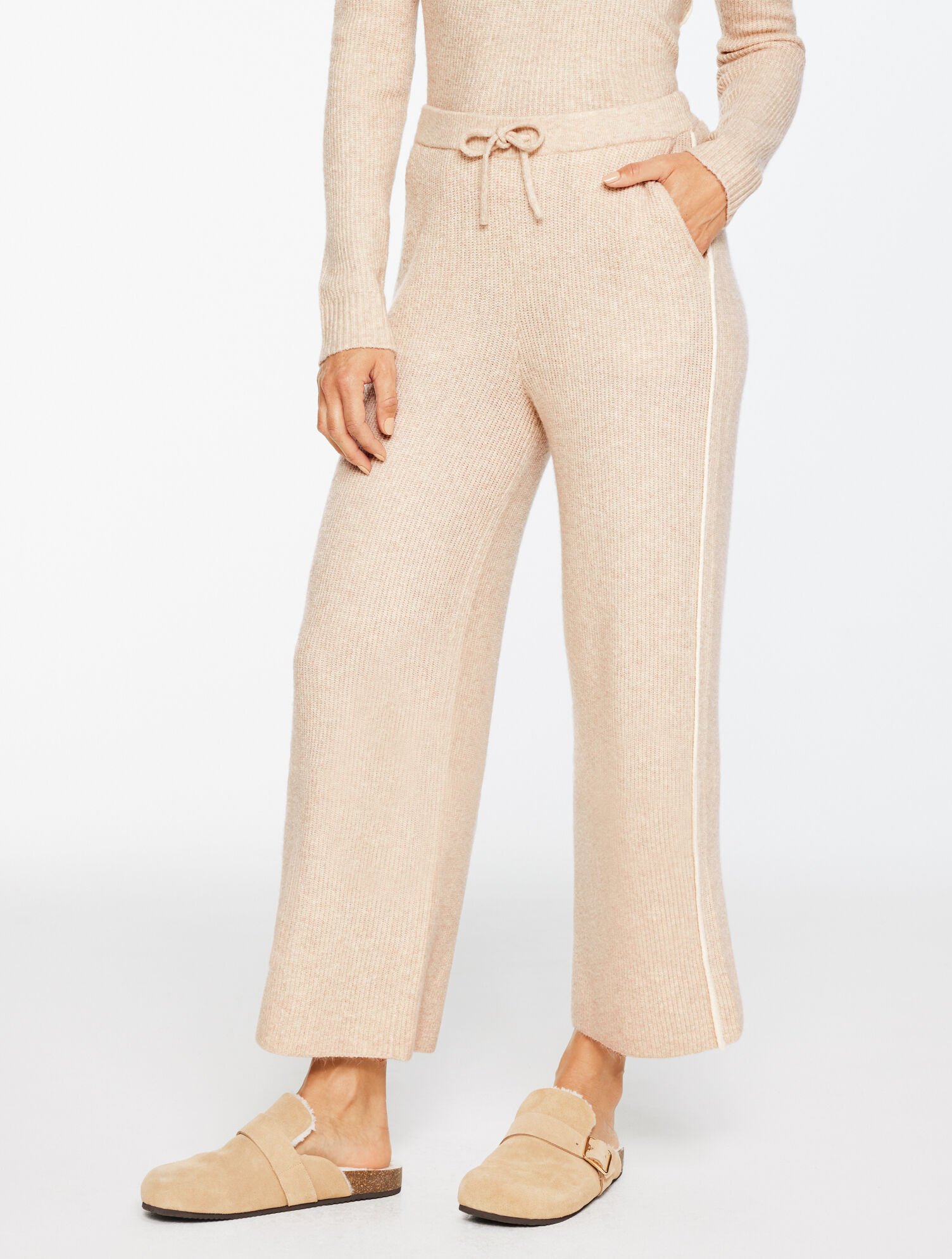 Wide Leg Sweater Pants - Tipped