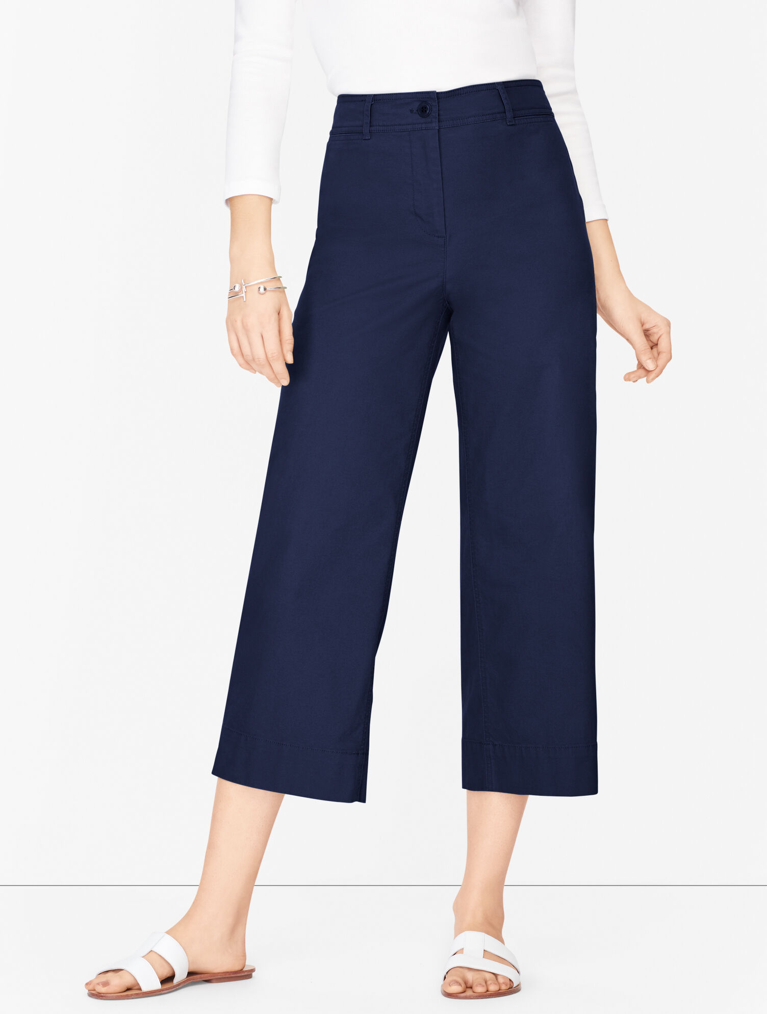 Wide Leg Crop Chinos