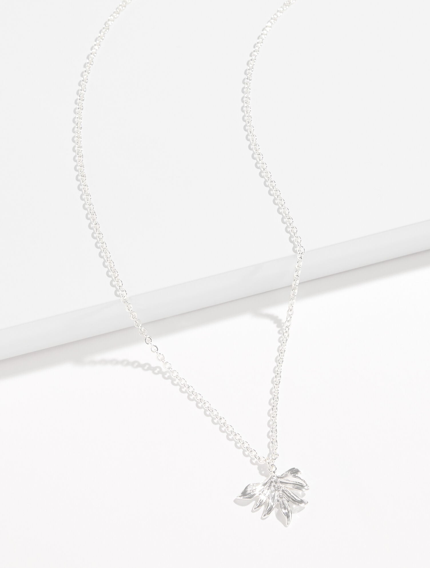 Palm Leaf Necklace