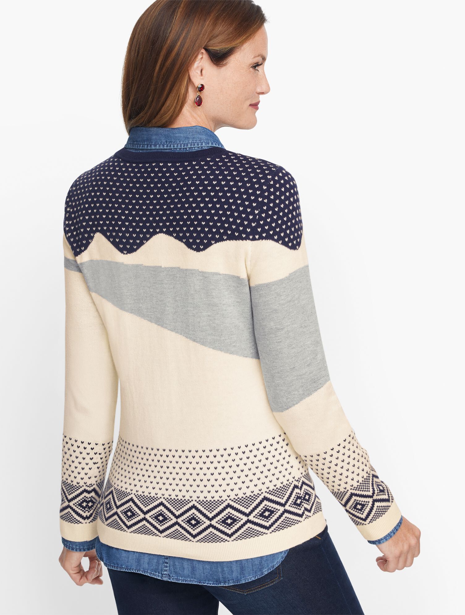 Super soft Sledding Dogs Sweater