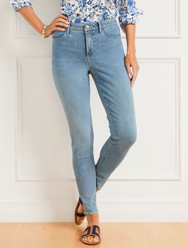 Women's Curvy Denim Jeans