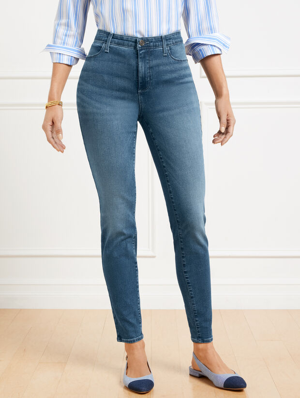 Jeggings - Waldorf Wash - Curvy Fit