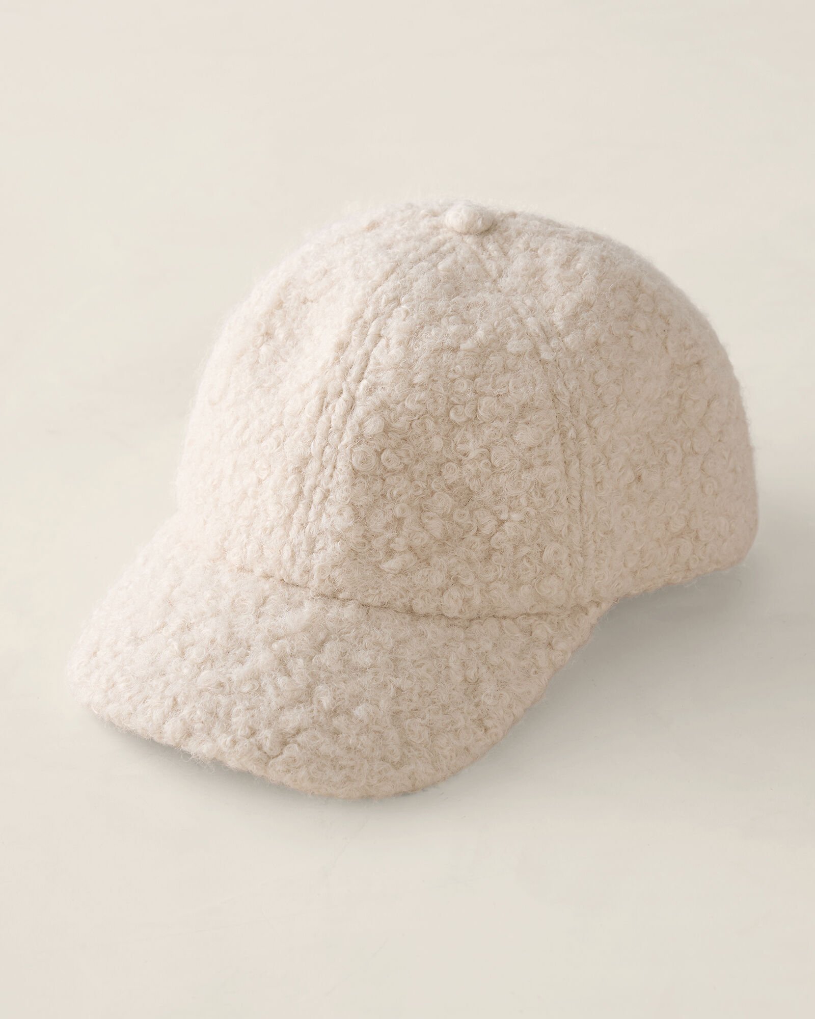帽子 herlipto boucle knit cap ecru Her lip to（ハーリップトゥー）の「HLT Boucle Knit Cap（ニット