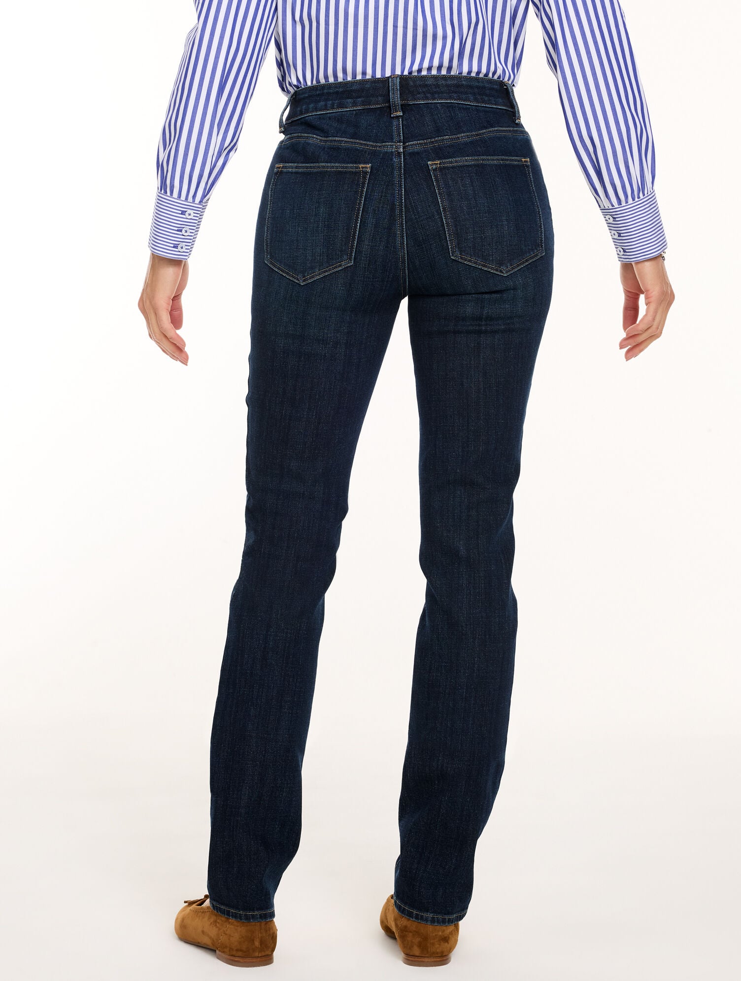 Straight Leg Jeans - Presley Wash - Curvy Fit