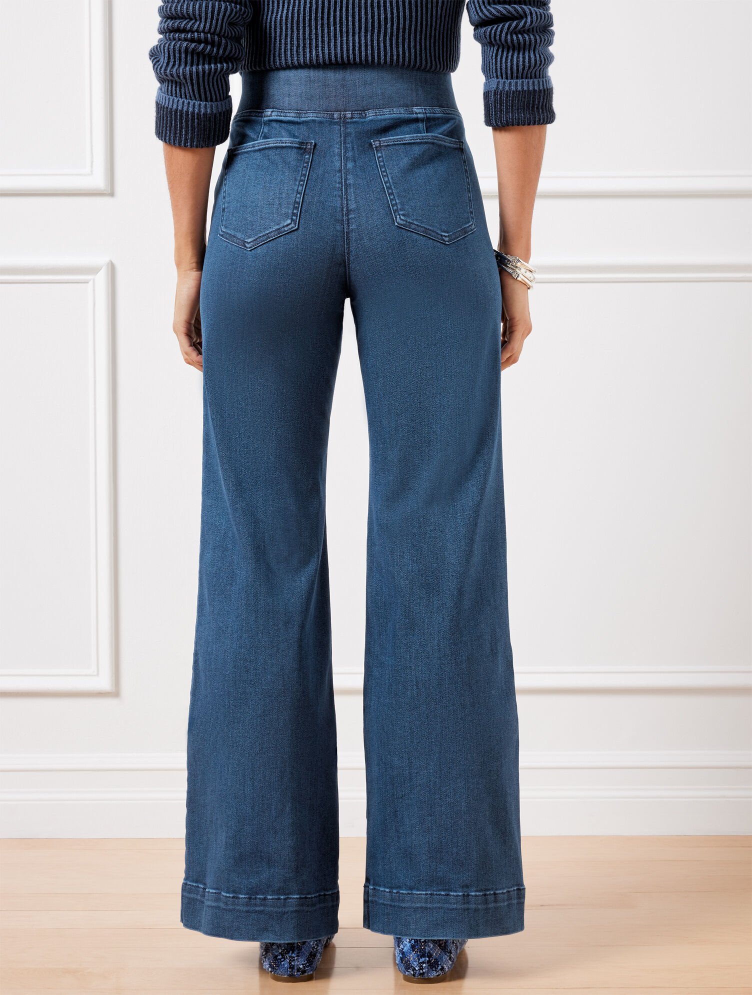 Flare Leg Pull-On Travel Jeans Hanover Wash Talbots