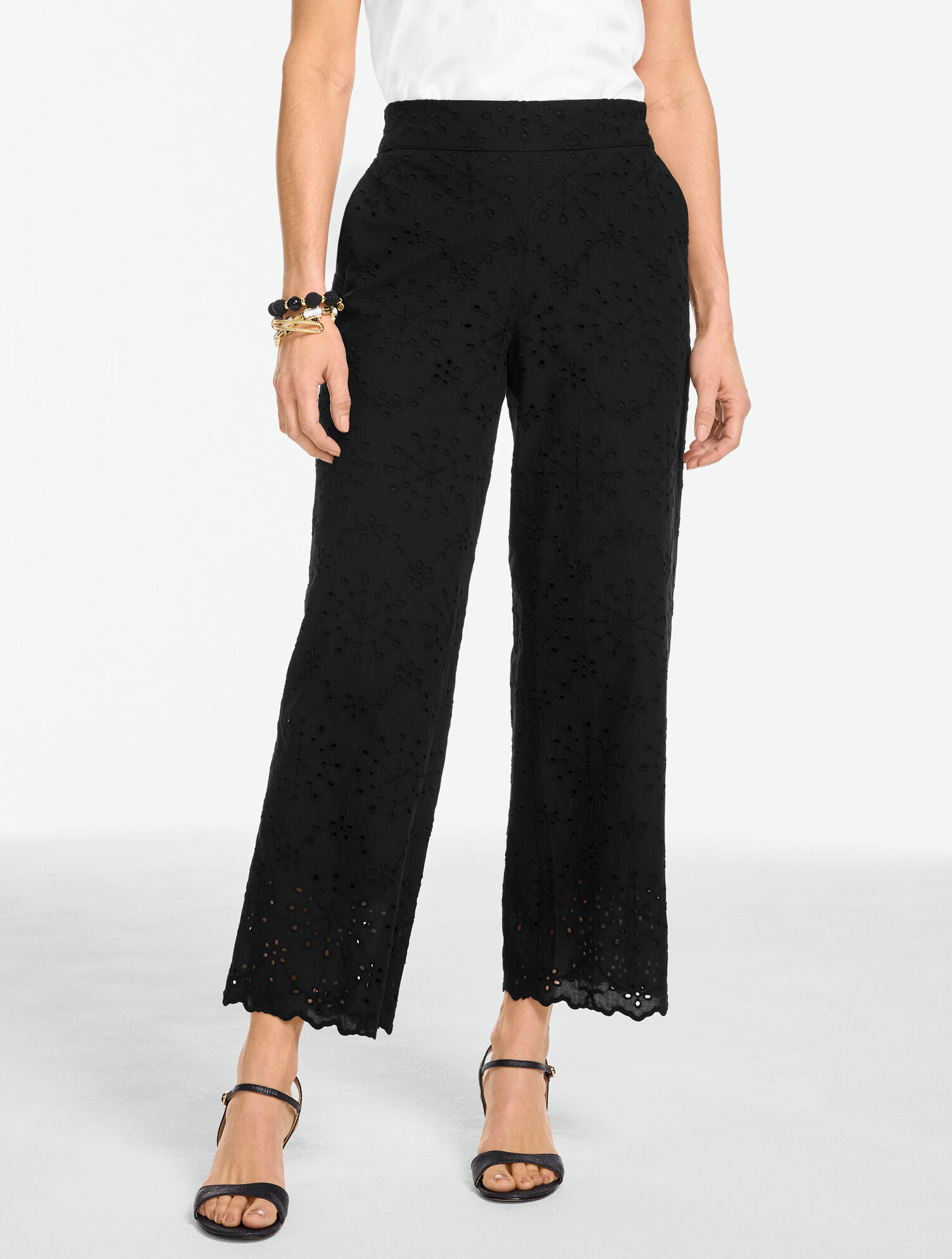 Eyelet Wide Crop Pull-On Pants - Daisy Medallion