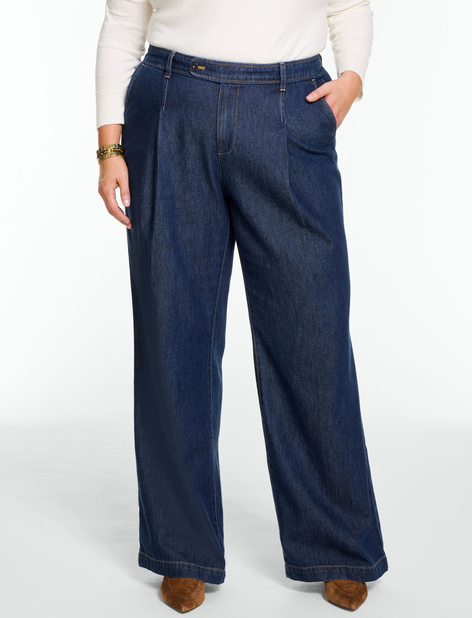Relaxed Wide Leg Jeans - Refined Rinse
