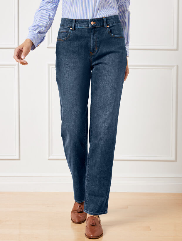 High Waist Relaxed Jeans  - Huron Wash