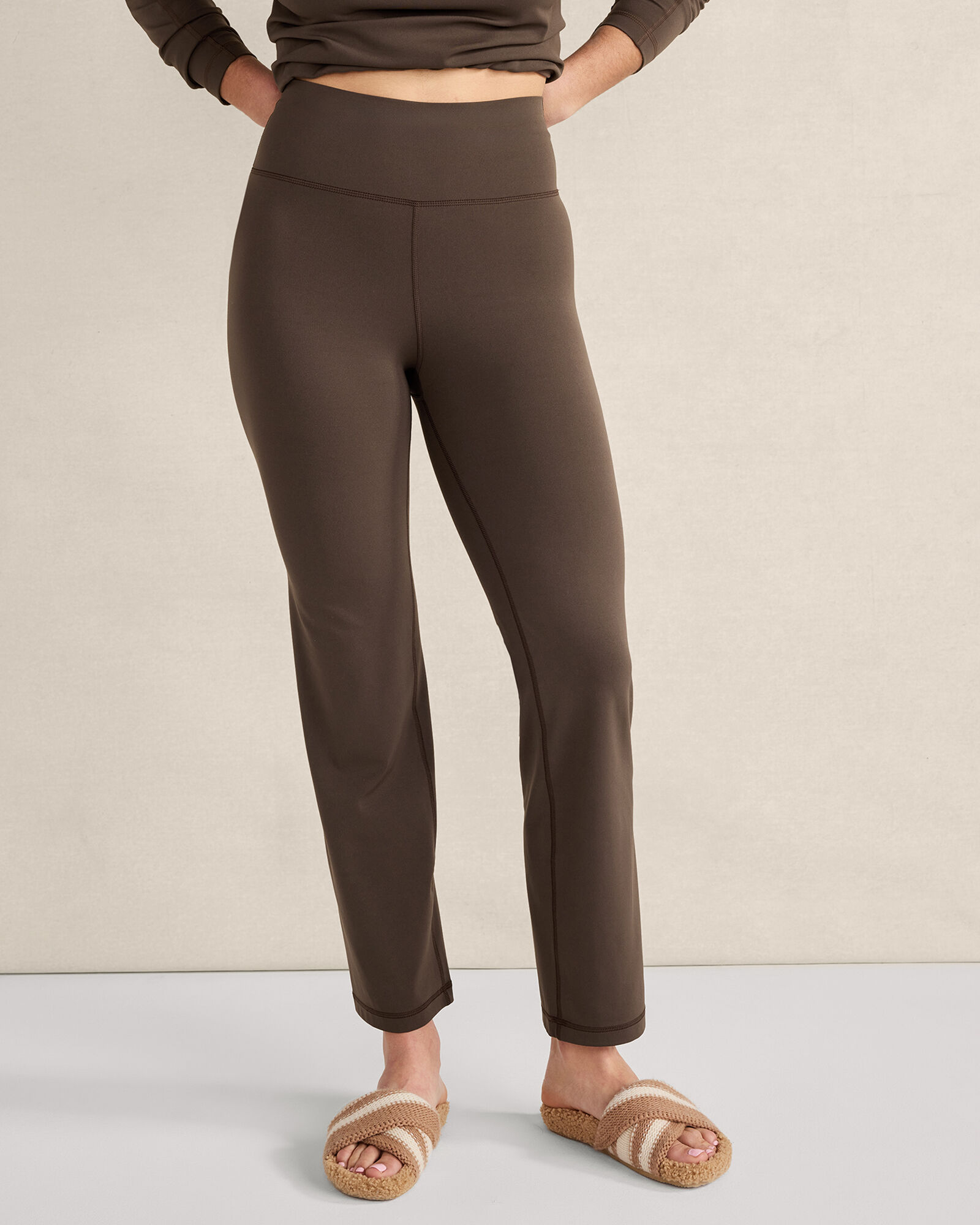 Responsible, Savvy Fit Straight-Leg Pant - PENN. Essentials