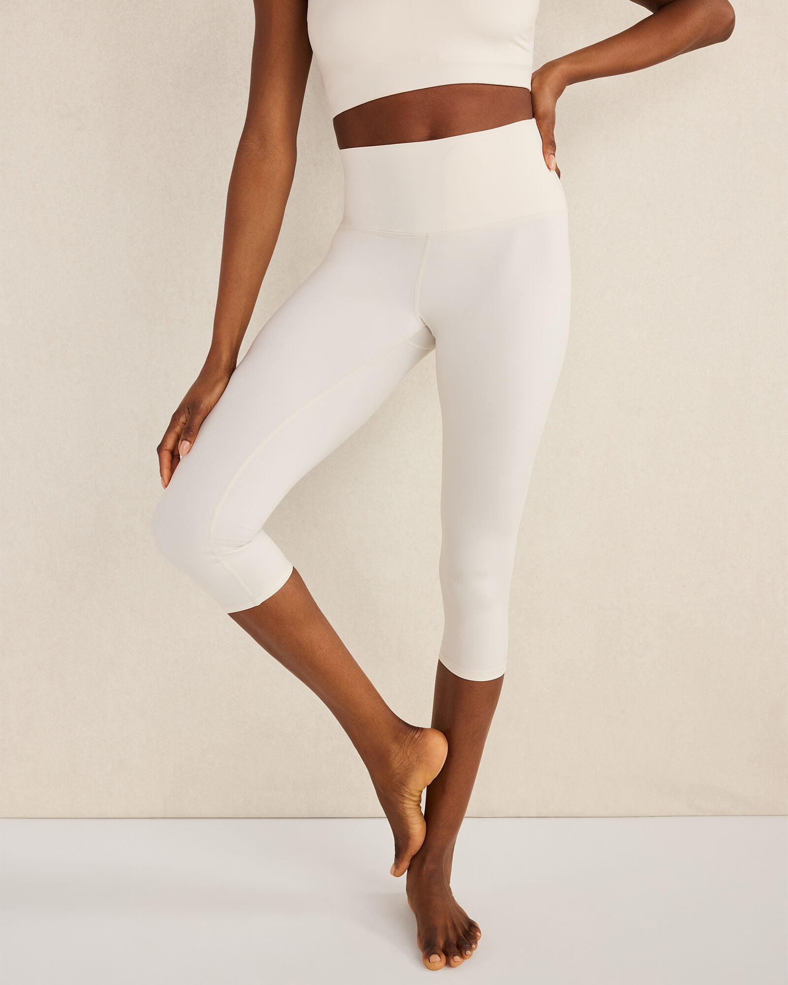 Balance Capri Leggings