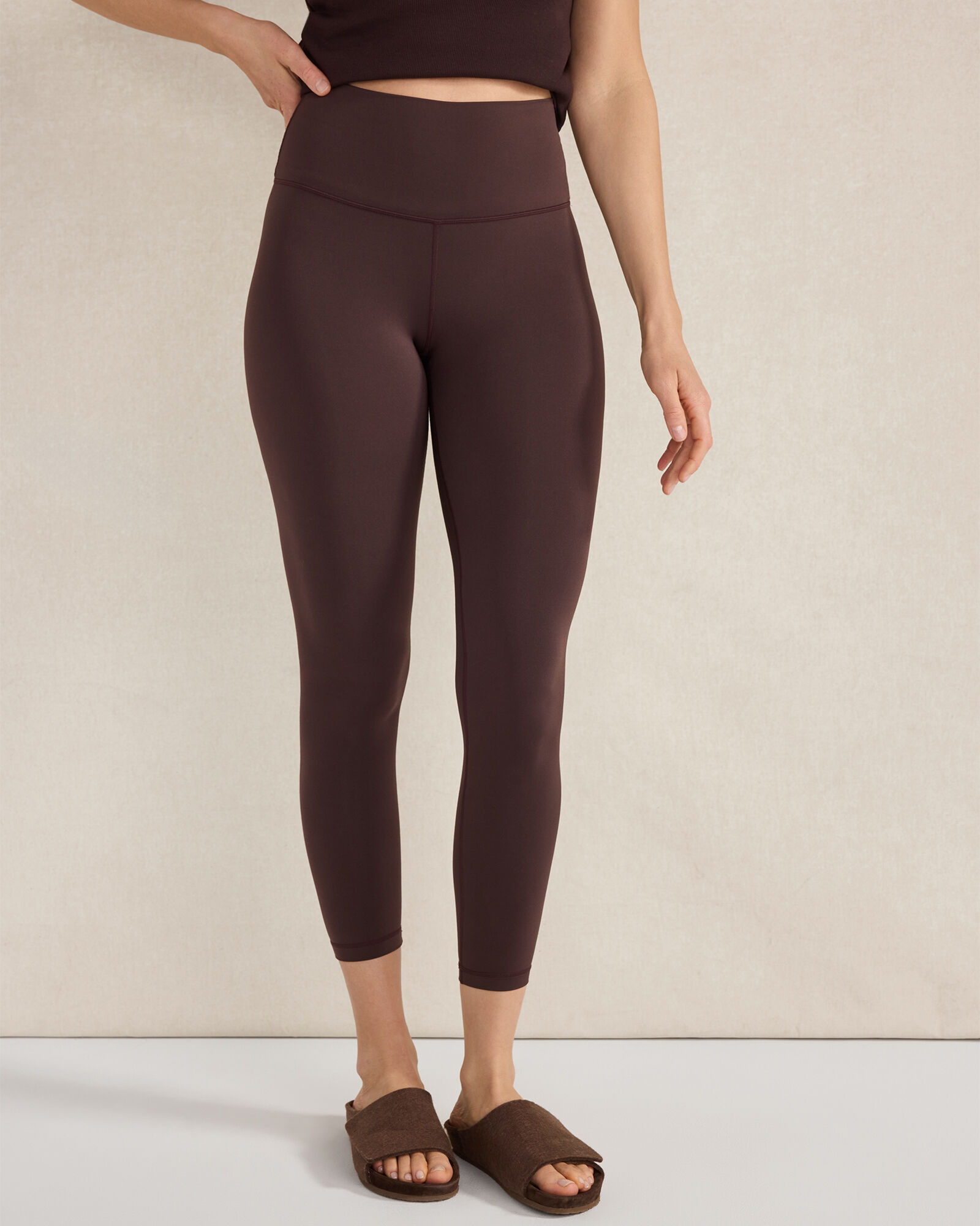 Balance Cropped Leggings - image 1