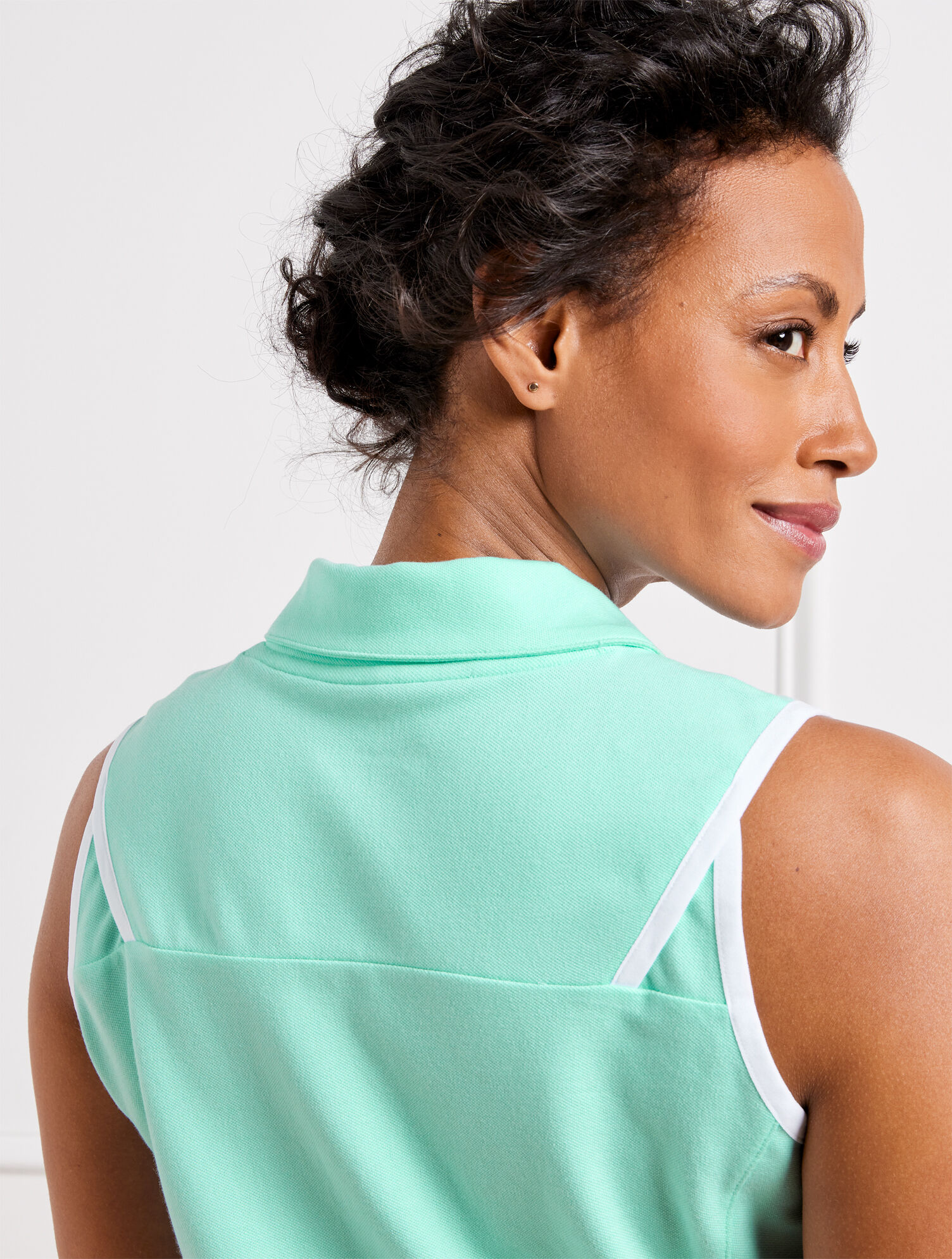 UPF 50+  Sleeveless Piqu&eacute; Polo