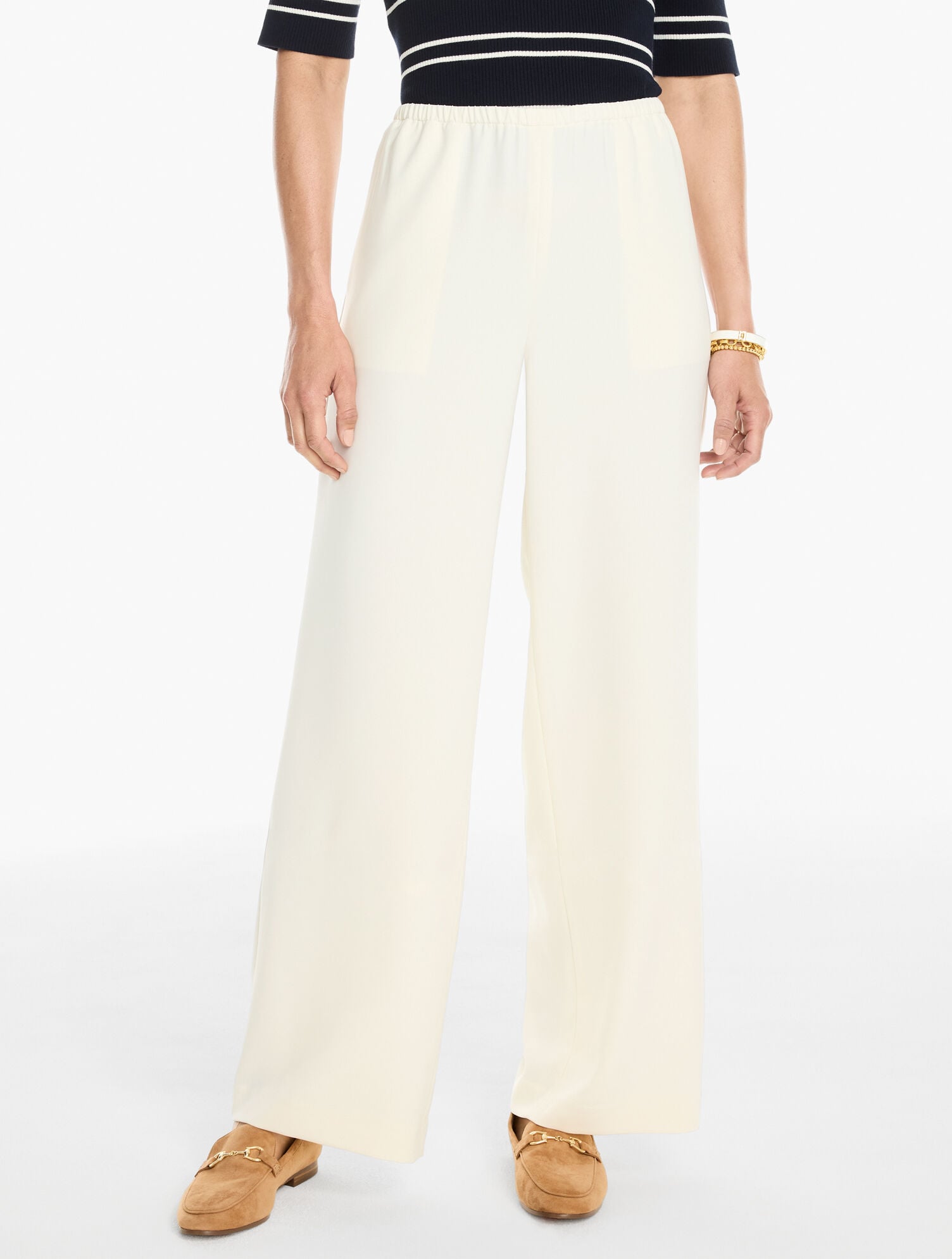 Polished Crepe Wide Leg Pull-On Pants