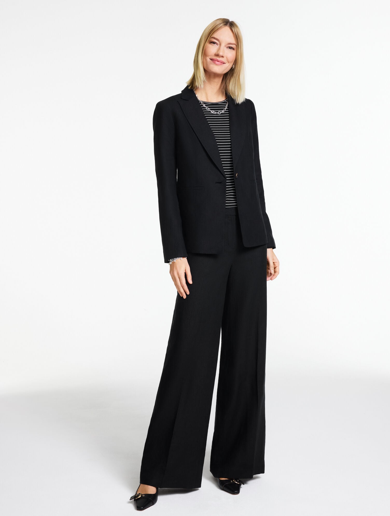 Classic Linen Blazer