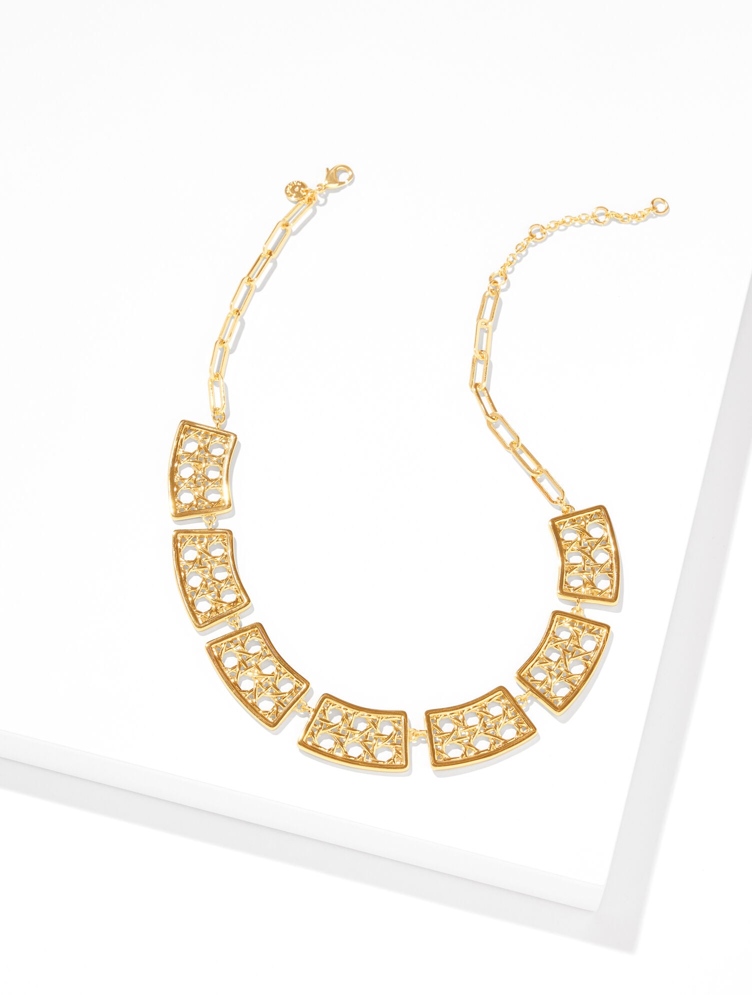 Rattan Texture Collar Necklace