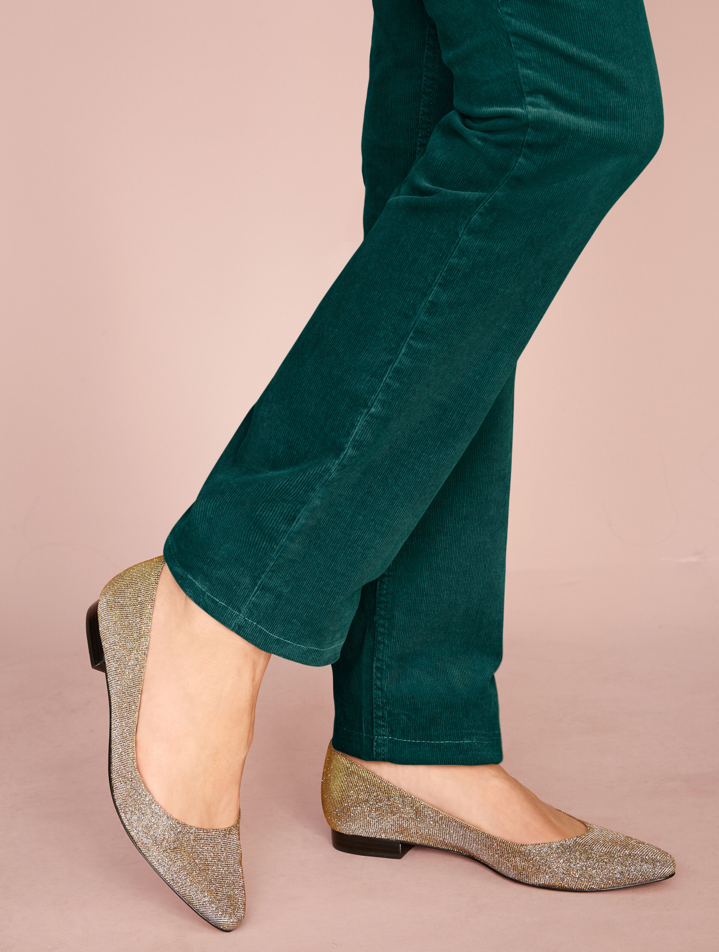 The Flawless Five-Pocket Cord Straight-Leg