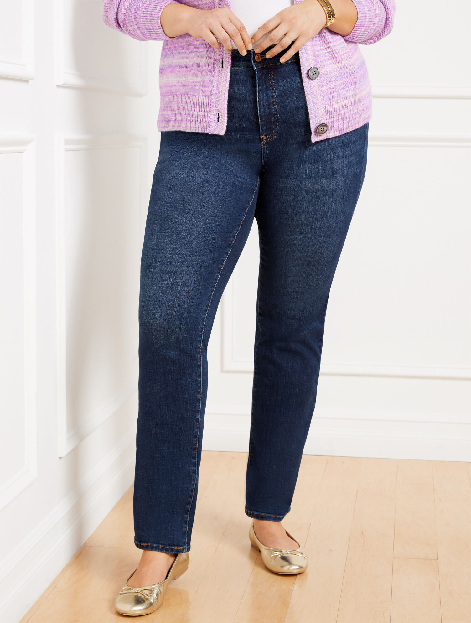 Plus Exclusive Straight Leg Jeans - Adelaide Wash