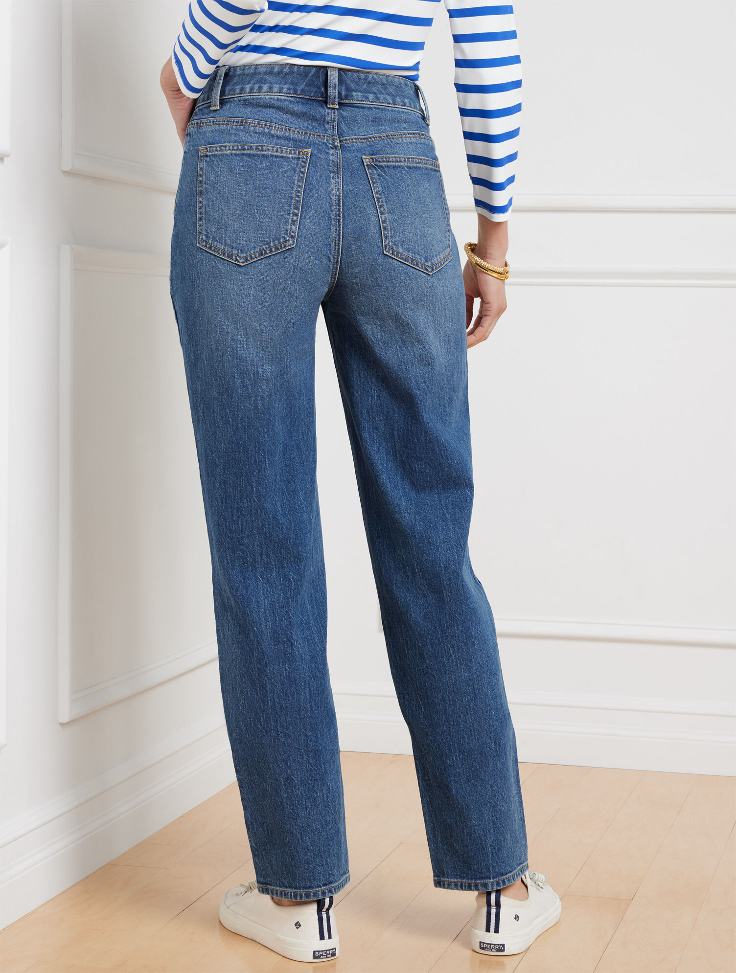 High Waist Relaxed Jeans - Palisade Wash