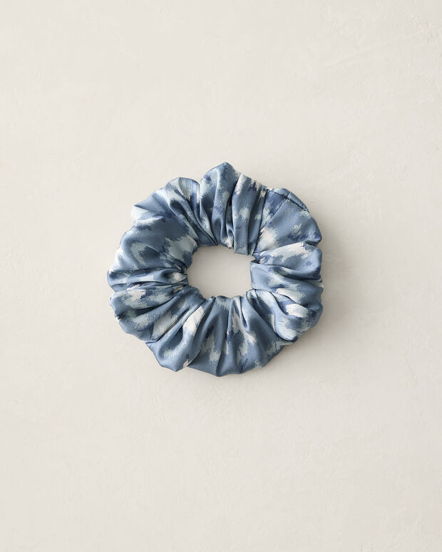 Washable Silk Wave Scrunchie