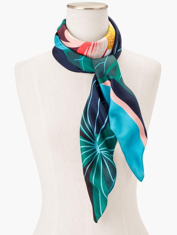 Carolina Melis Scarf