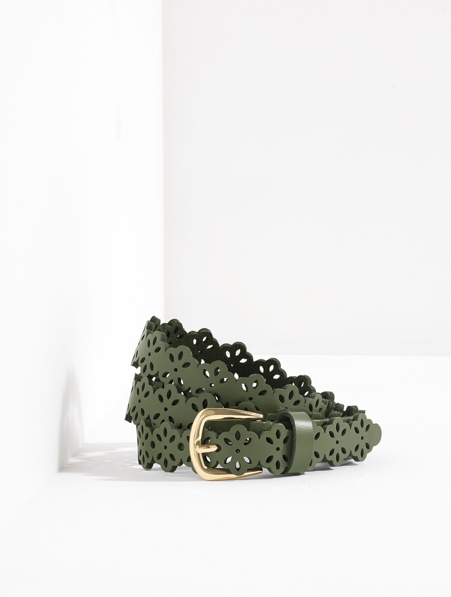Perforated Flower Belt | Talbots display picture 3