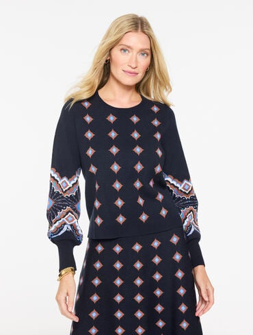 Jacquard Crewneck Sweater - Scallop Medallion