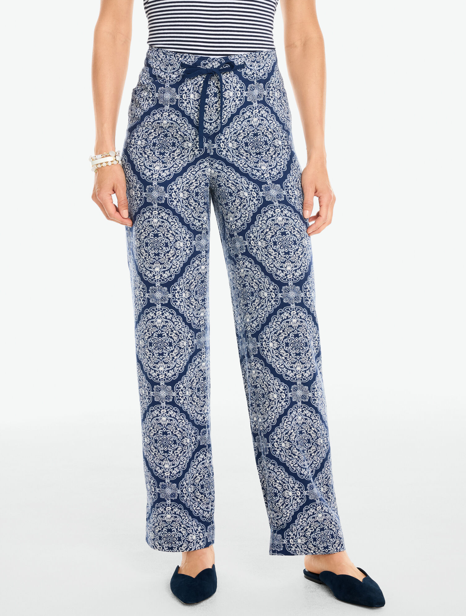 Twill Straight Leg Pants - Luxe Bandana