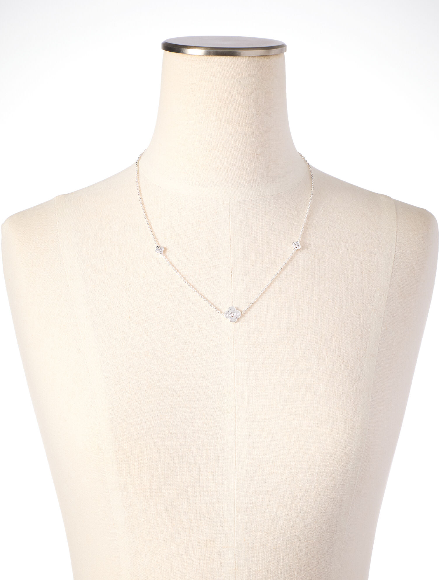 Sterling Silver Lustre Clover Necklace