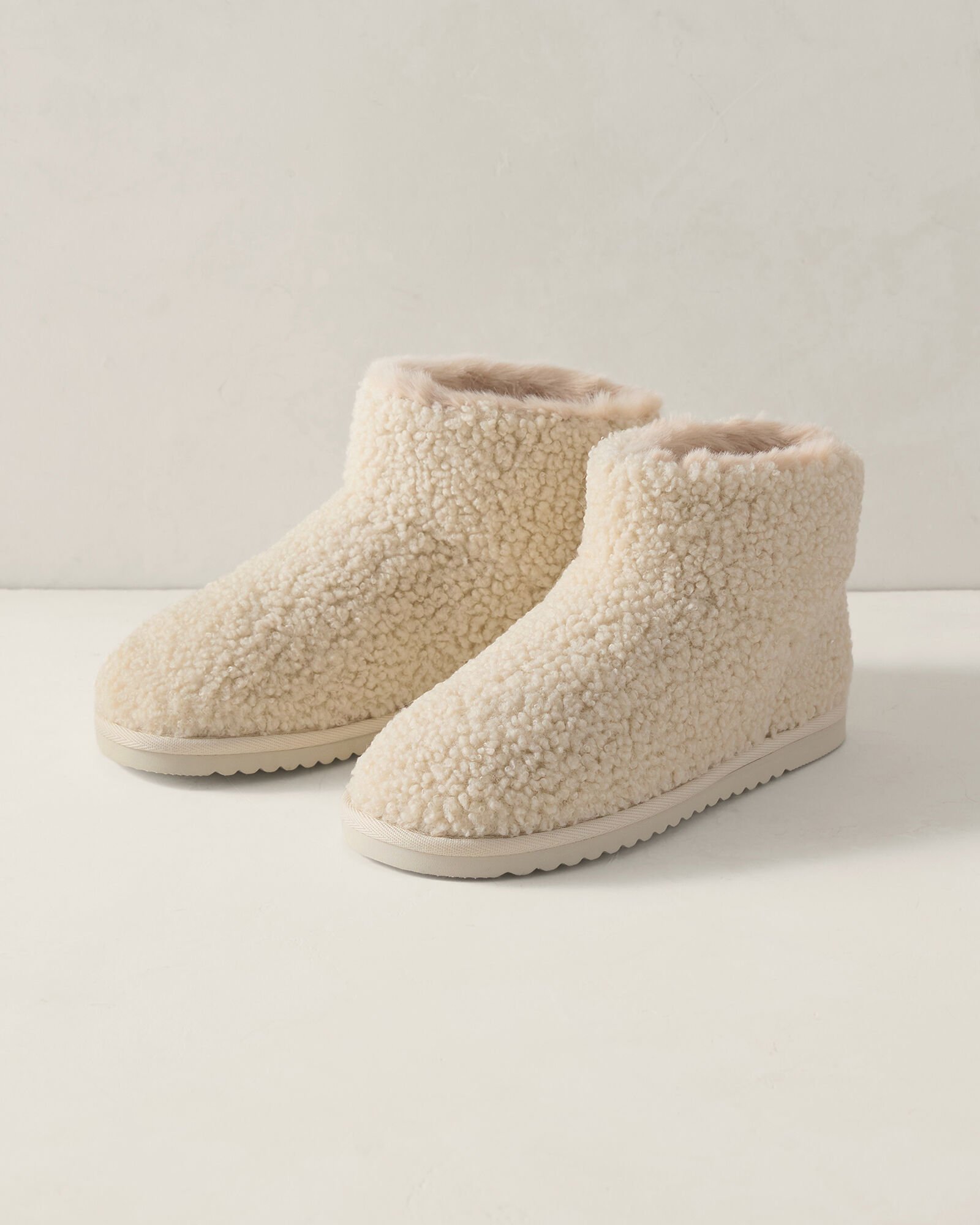 Sherpa Booties