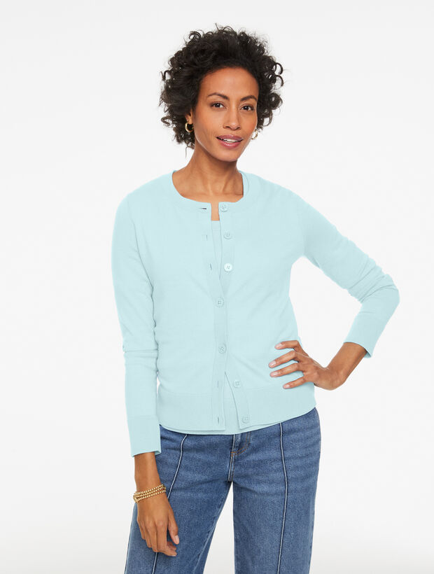 Charming Cardigan - Wide Placket