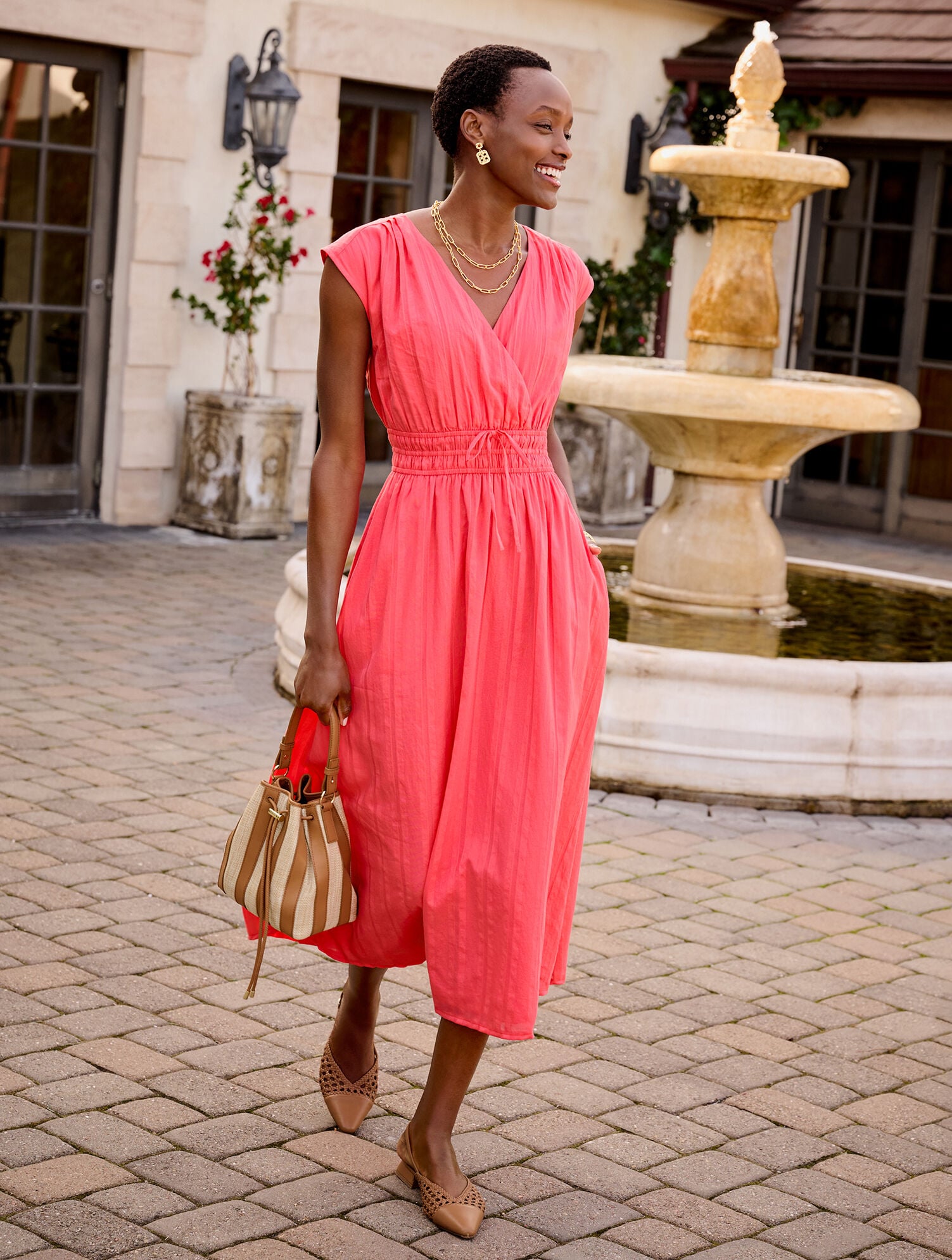 long sleeve fit flare dress Red Chiffon Maxi with Sleeves and Silhouette – Xiaolizi Summer 2025 Collection Dry Retail Price:279.00 color:champagne Black Tie Guest Dress