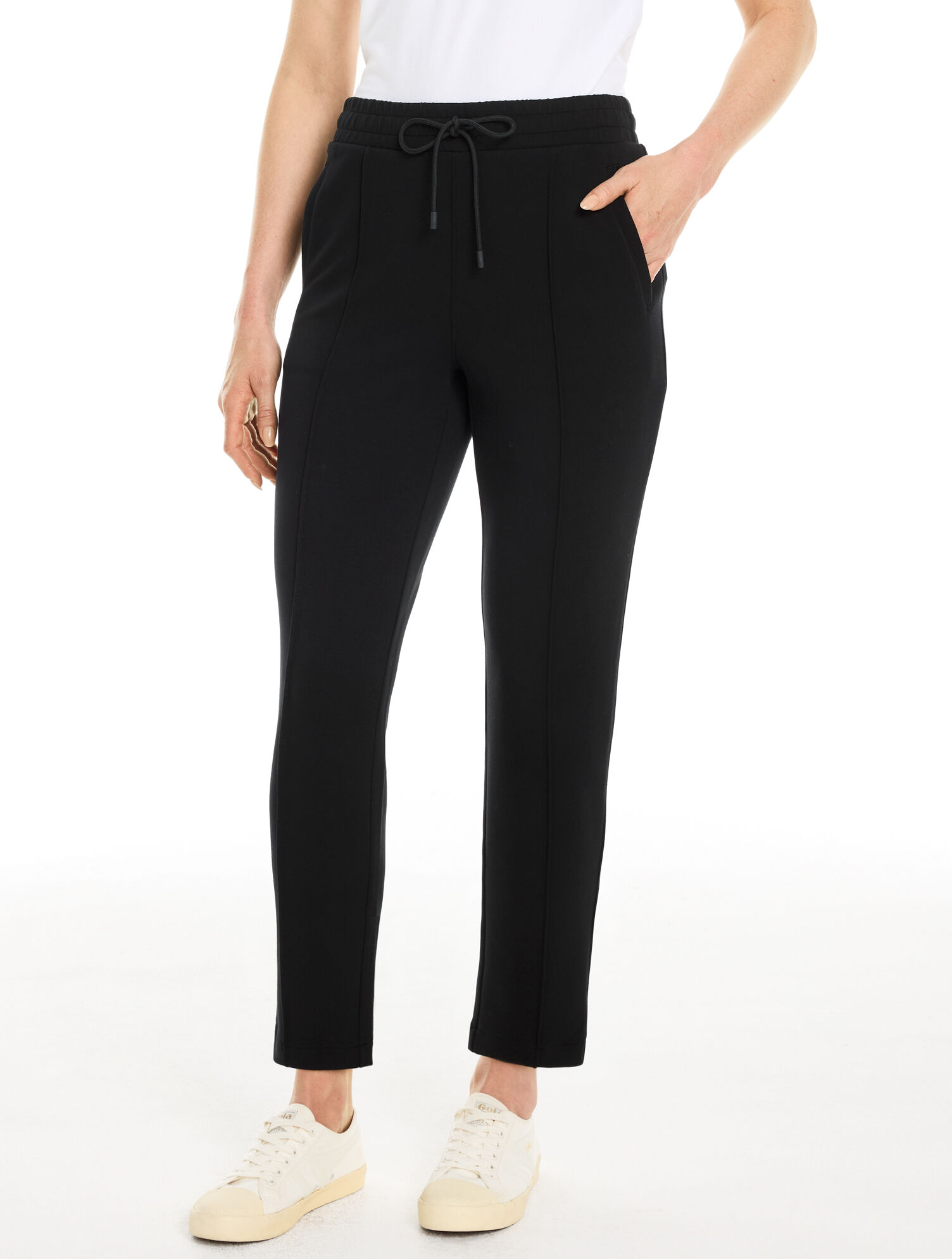 AirKnit Stretch Tapered Leg Pants
