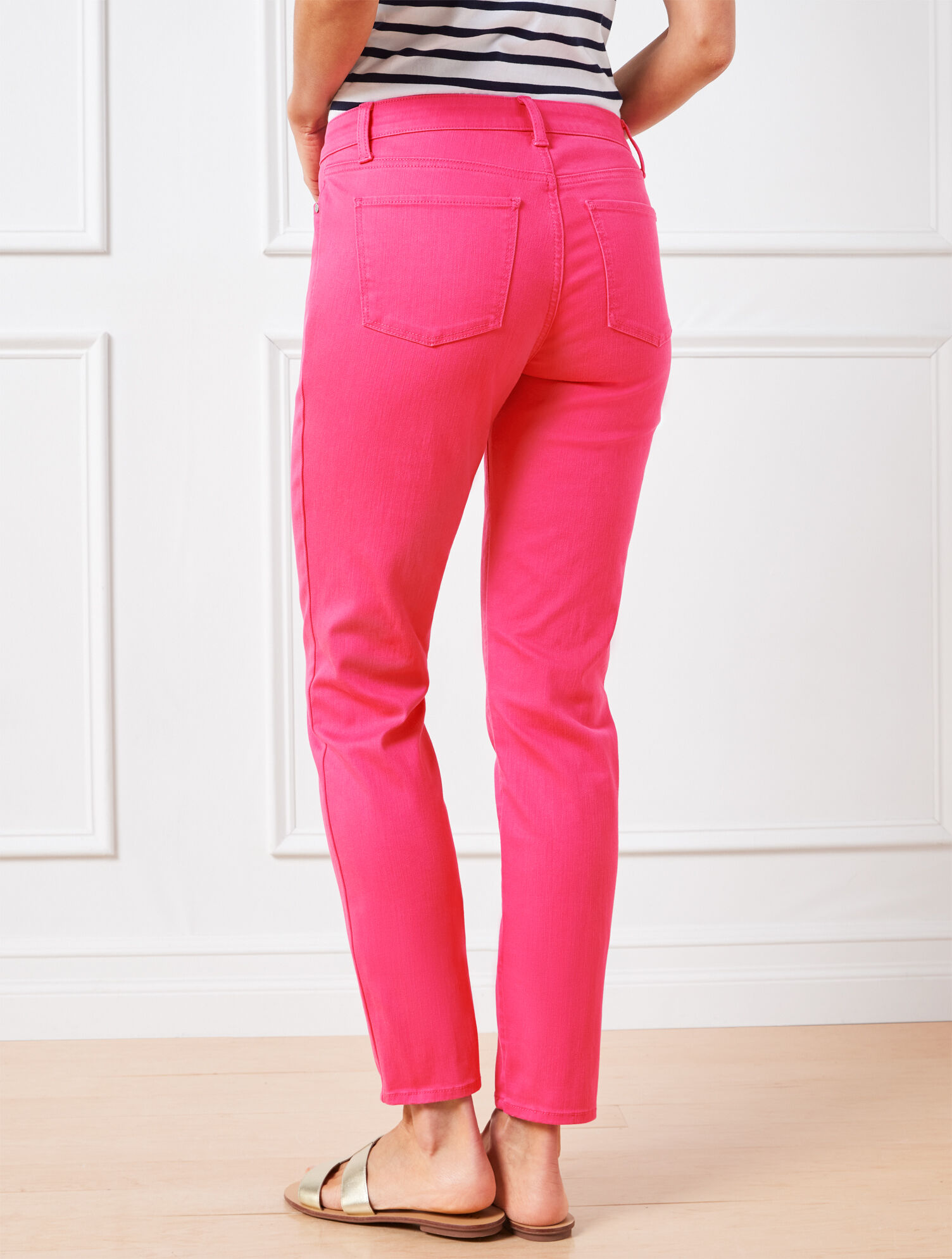 Slim Ankle Jeans - Pigment Dye - Curvy Fit
